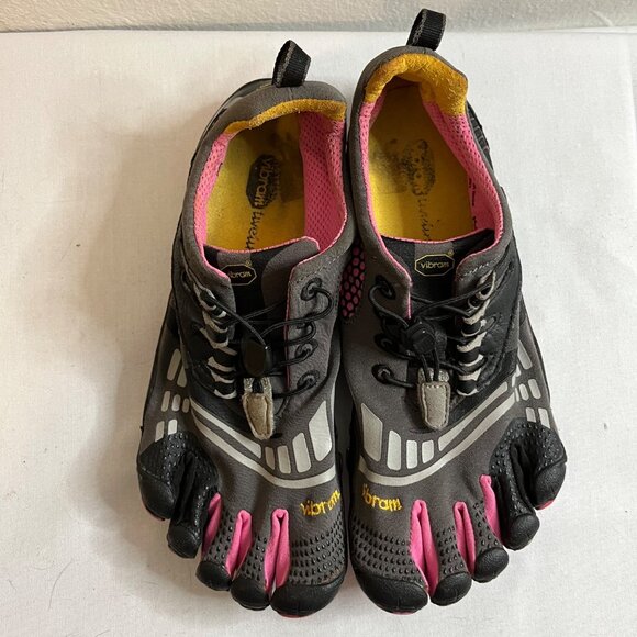 Vibram 5 FiveFingers Training Hiking Wmn's size 40 US 8.5 /9 Grey pink W3753 - Picture 2 of 12